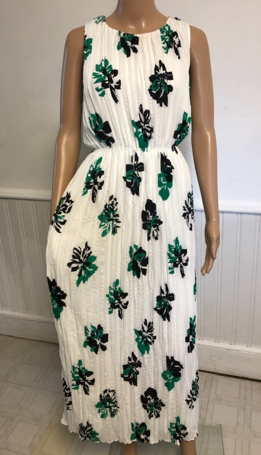 NEW Banana Republic Off White Tropical Maxi Dress PL NWT $158 Accordion Slvless