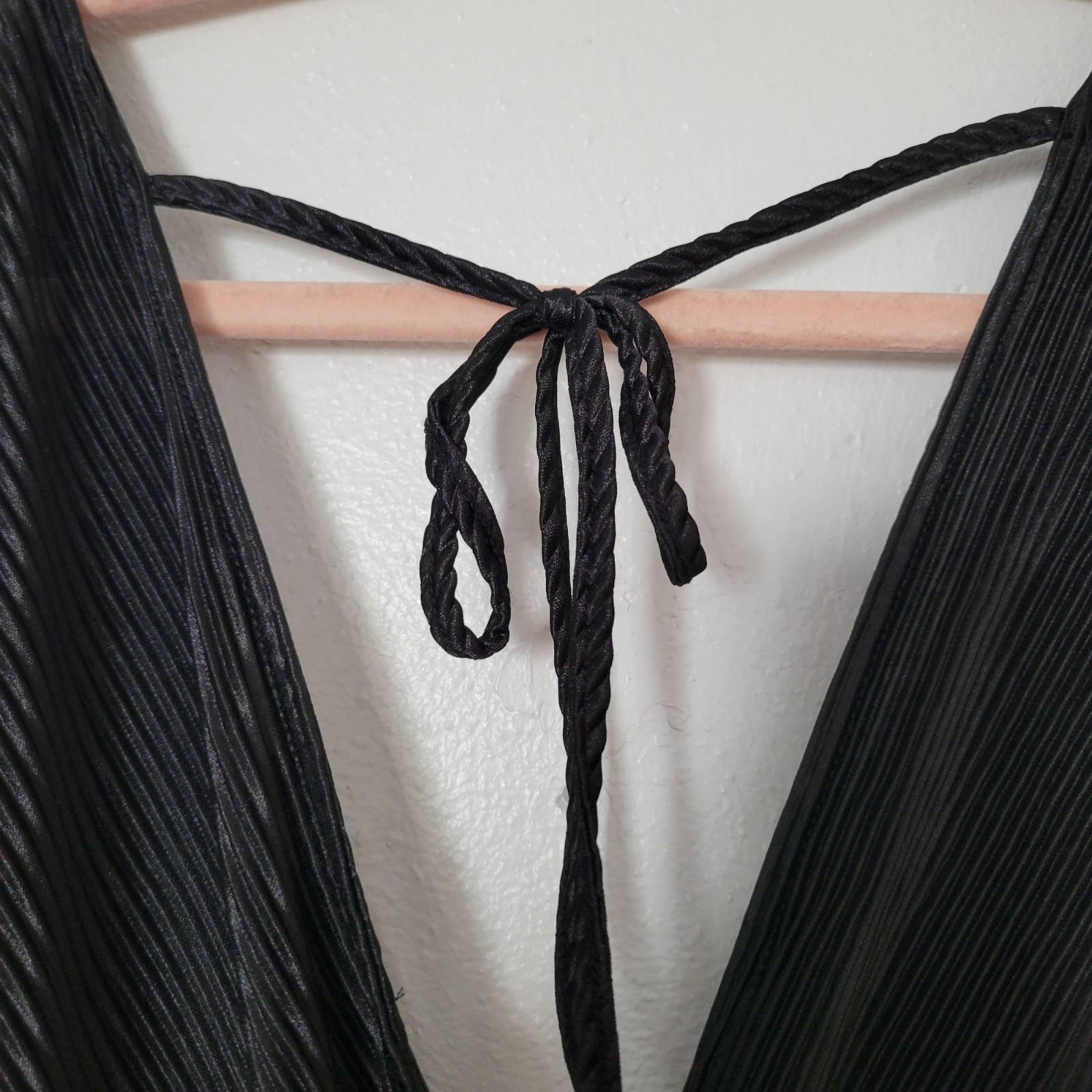 Nine.Eight New York Black Pleated Maxi Dress 3X V-Neck With Tie Closure Womens