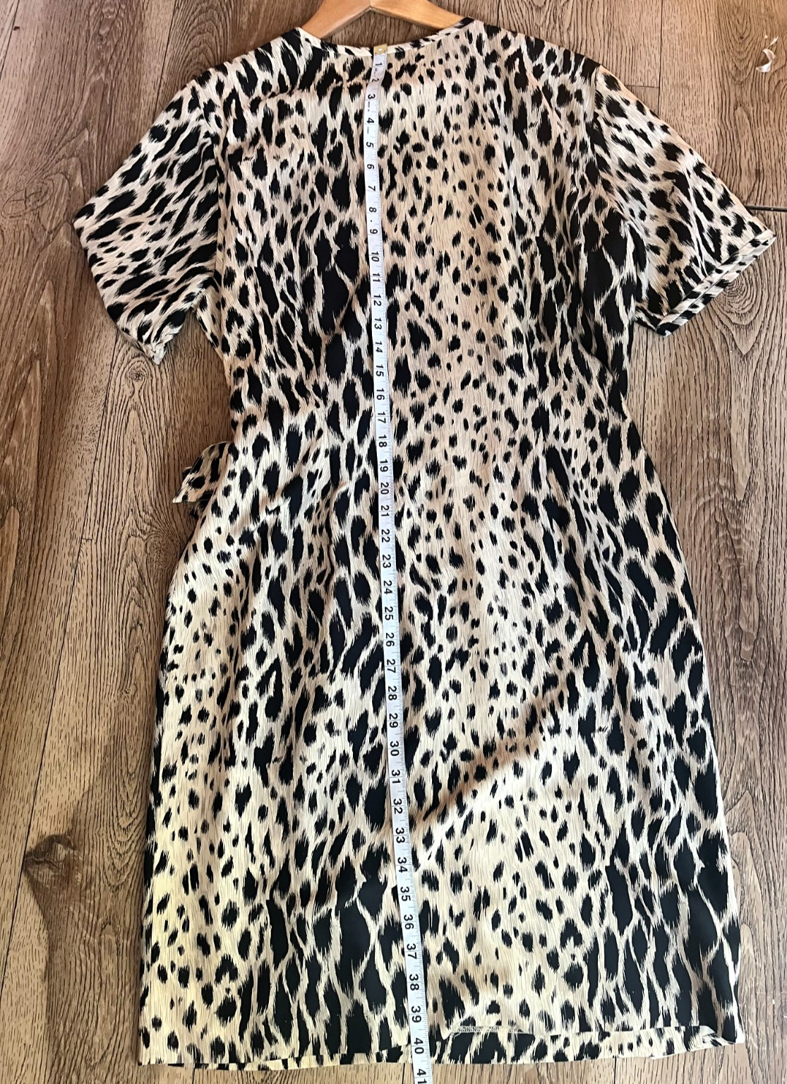 Victoria Soie Size 16 Animal Print Wrap Dress 100% Silk Vintage