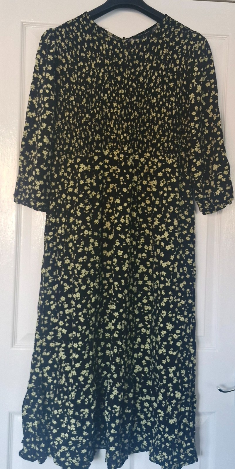 New Look Midi Dress Size UK 18 Half Sleeve Floral Ditsy Lightweight Summer