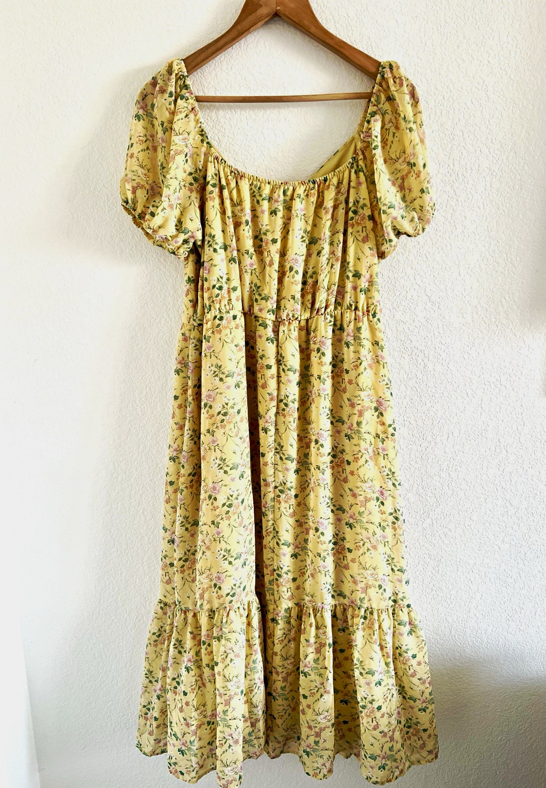 Mimi Chica Yellow Floral V-Neck Puff Sleeve Smocked Ruffle Midi Dress XL