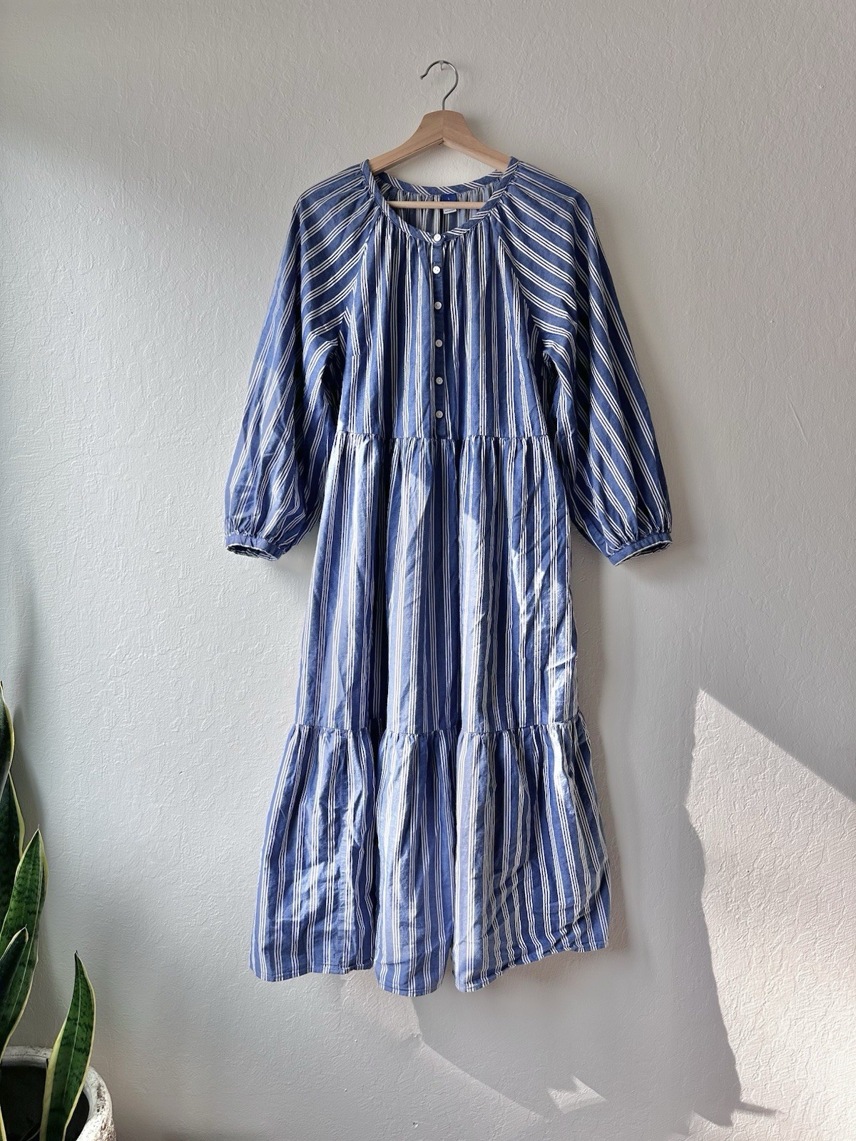 Old navy blue & white striped all day maxi dress women’s large coastal grandma
