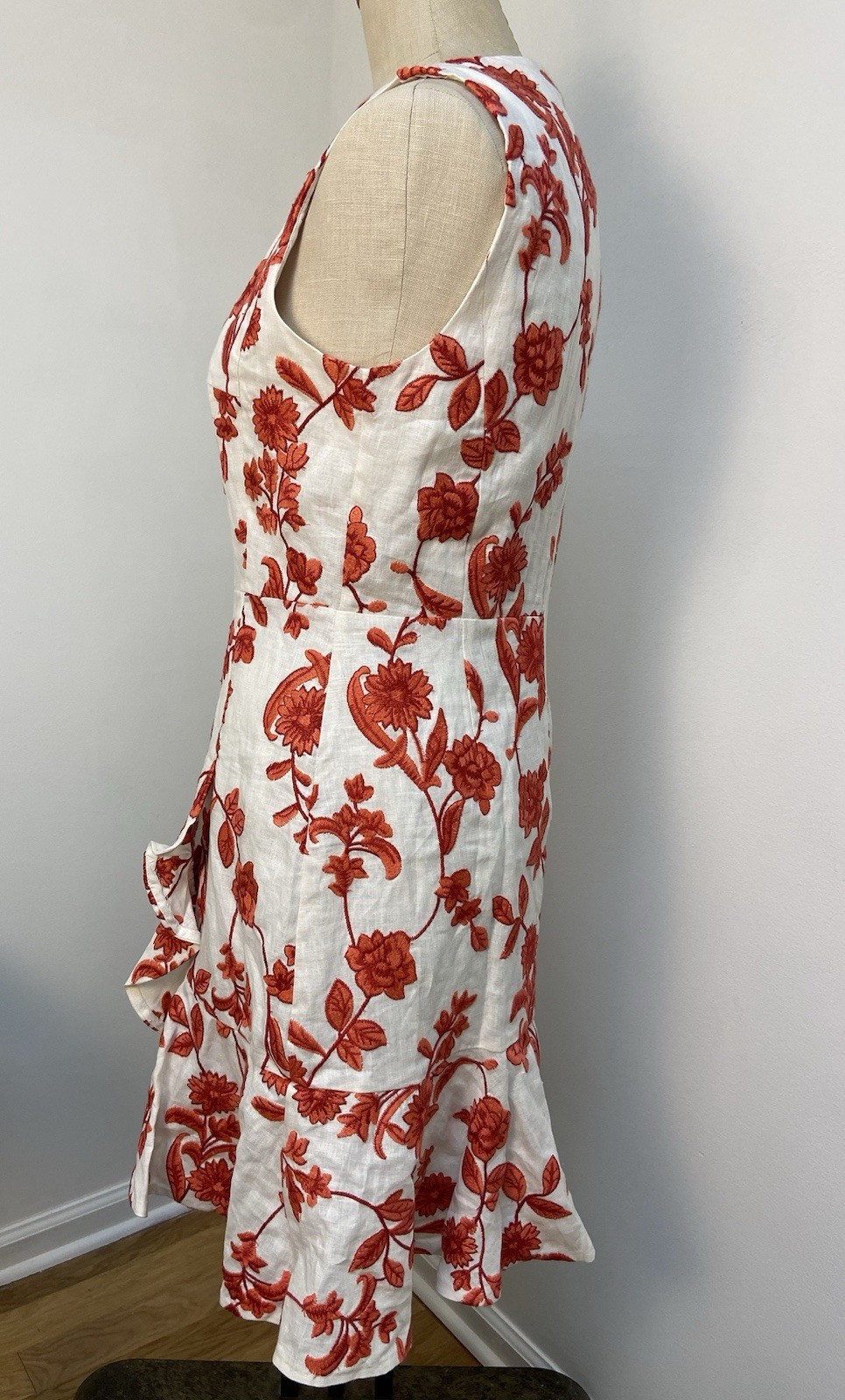 Rebecca Taylor White Red Floral Embroidered Sleeveless V-Neck Dress Size 6