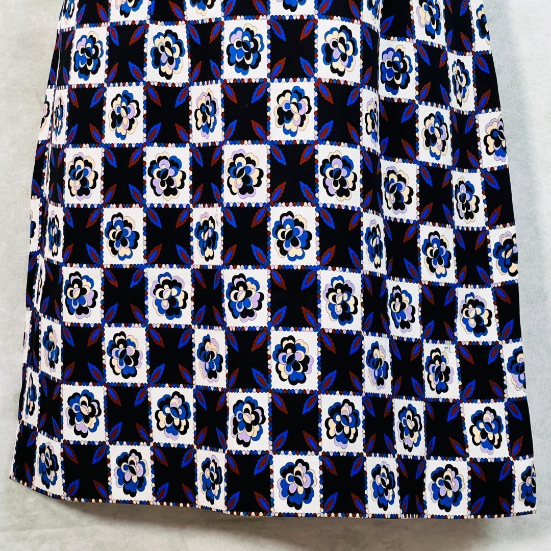 Emilio Pucci floral dress size 34 length 33 inches