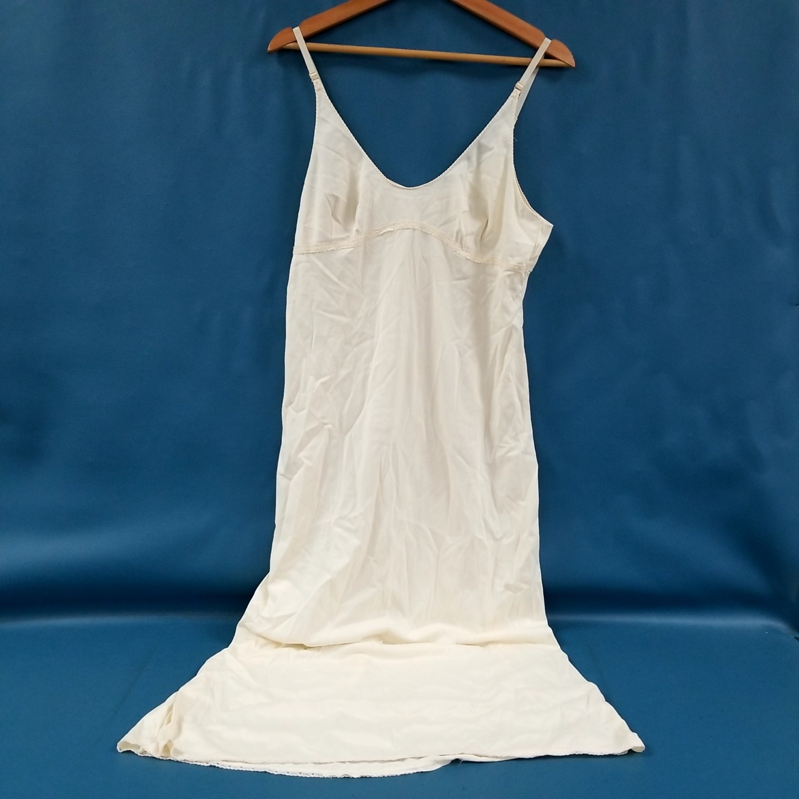 VTG Lorraine Cream Nylon Empire Waist Maxi Slip Dress Nightgown Sz 40