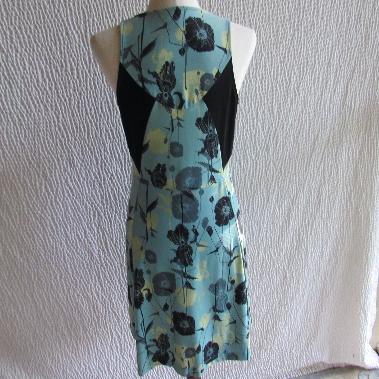 Title Nine Dress S Blue Graphic Sheer Inset Zip Pockets Suplex Nylon Black