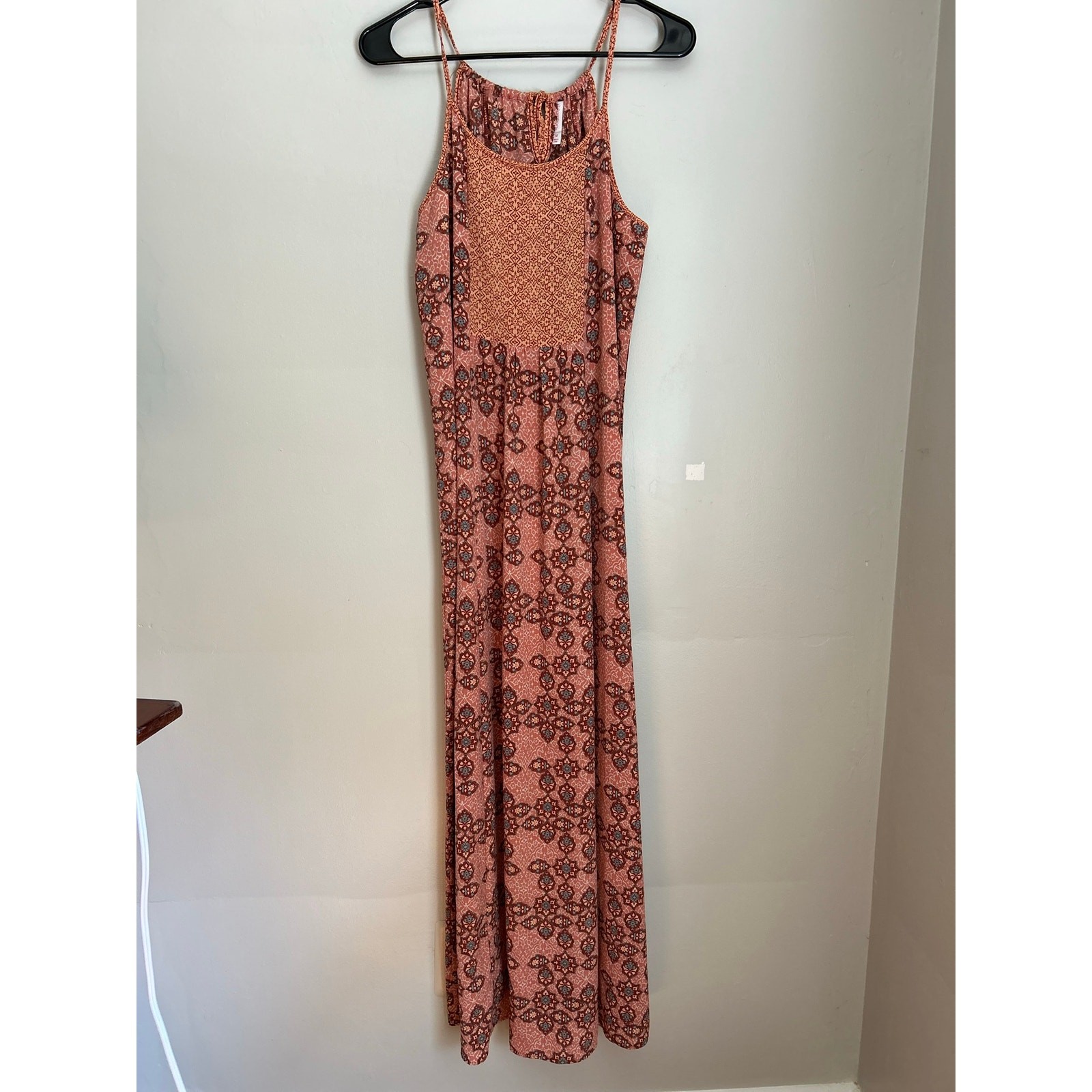 Xhilaration Boho Geometric Printed Maxi Dress Halter Neck Coral Pink Size M