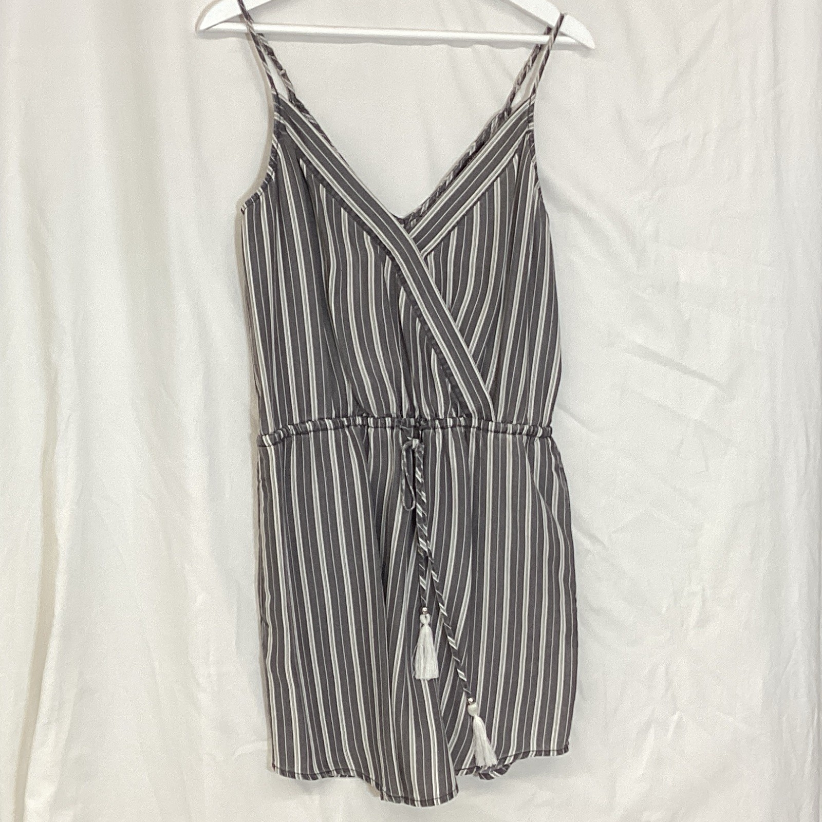 25oC Women’s Striped V-Neck Sleeveless Tassel Tie Sun Dress w/ Pockets