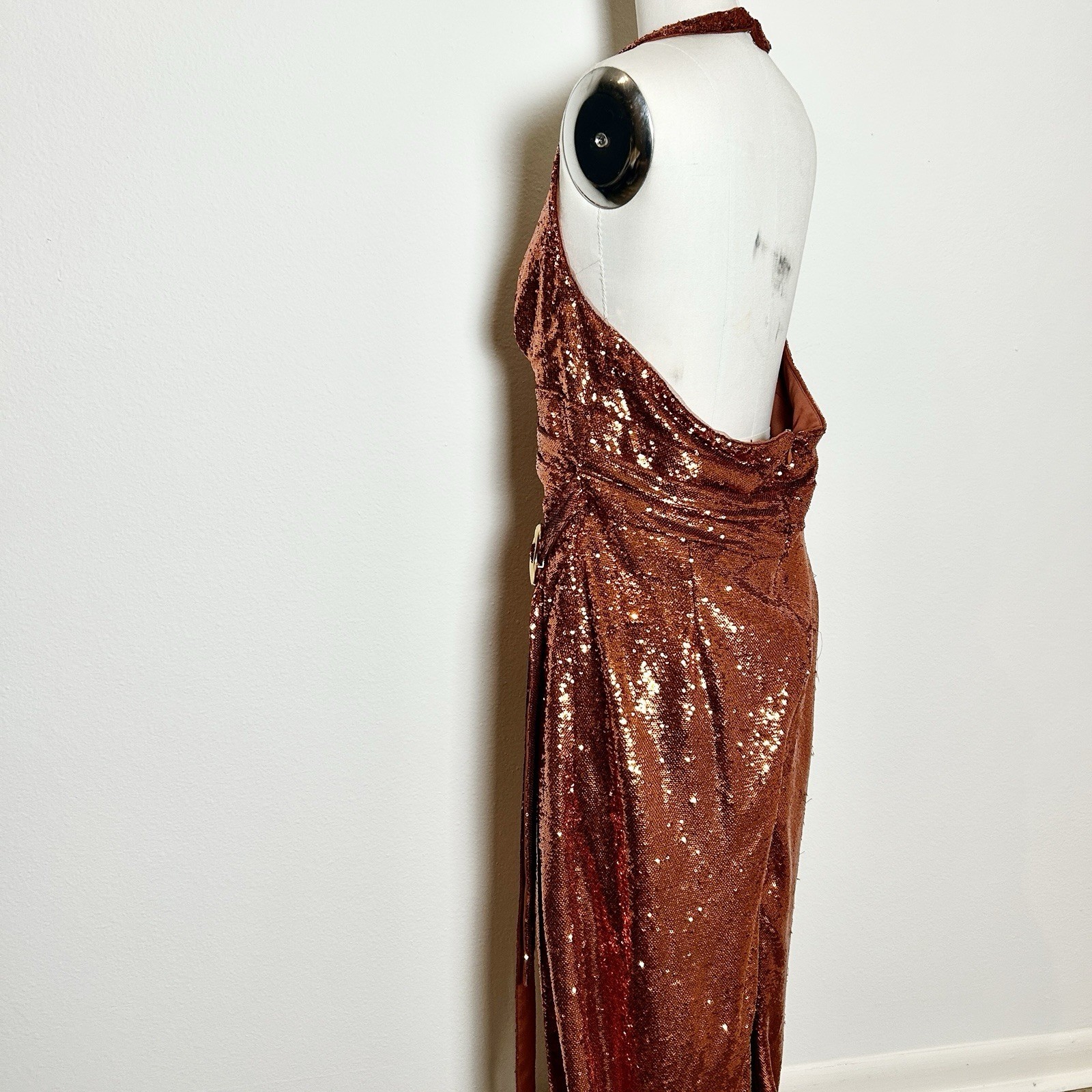 NWT Halston Copper Sequin Halter V Gown Dress Heart Buckle Sleeveless Size 14