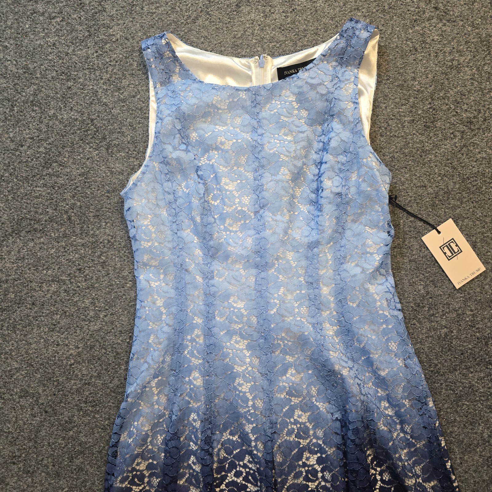 Ivanka Trump Dress Womens Size 8 Blue Ombre Lace Lined Sleeveless Classic A Line