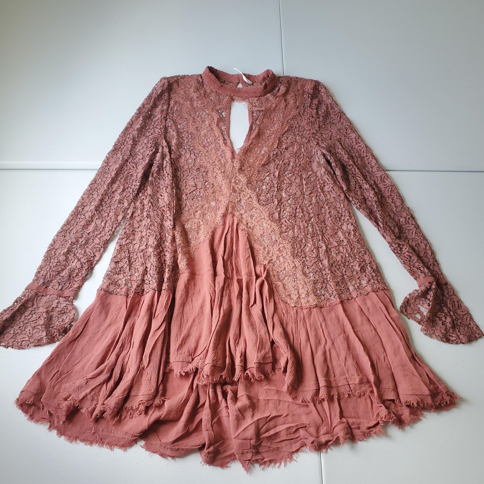 Free People Dress Womens Large Pink Lace Trapeze Mini Bell Sleeve Sheer Boho