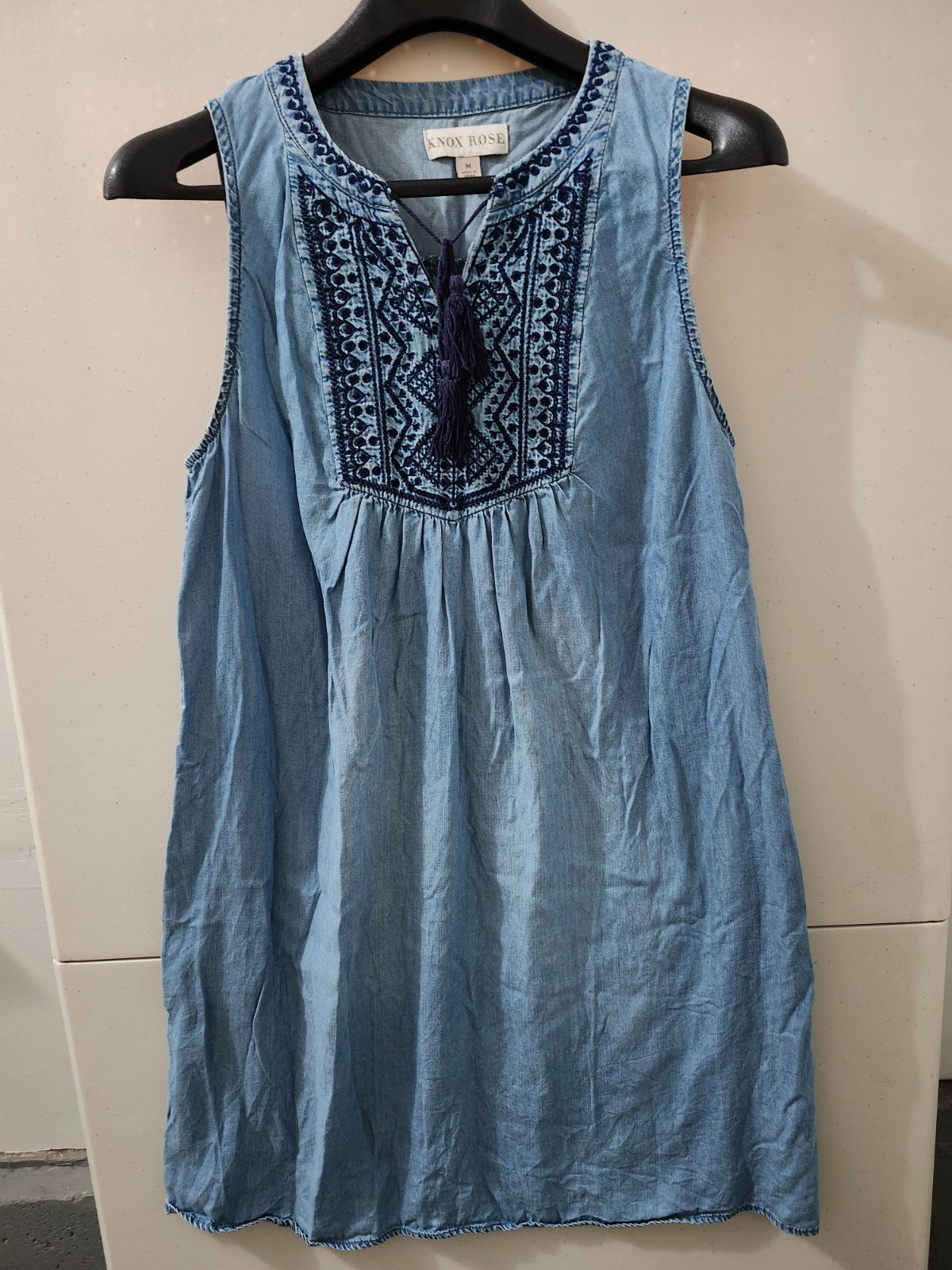 Knox Rose Dress Womens M Denim Chambray Sleeveless Tassel Embroider Boho Lyocell