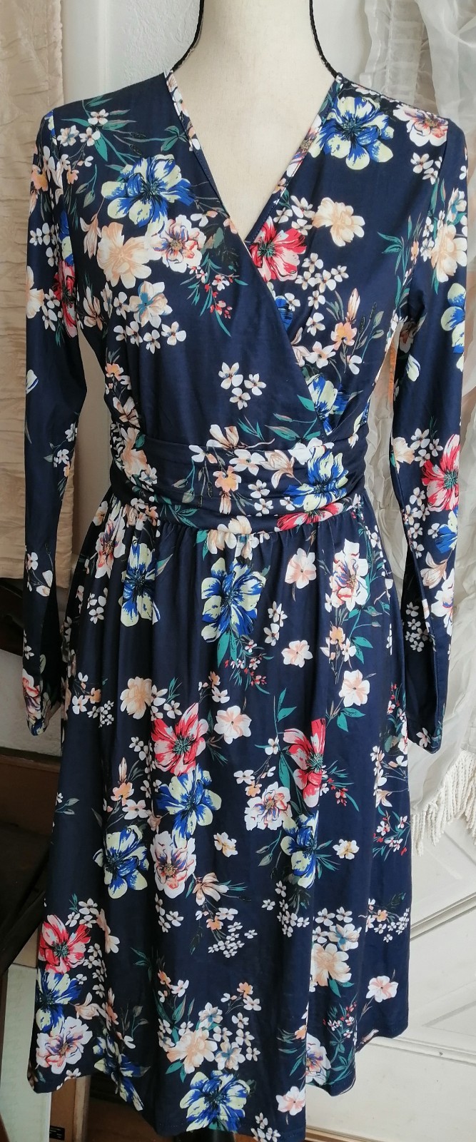 NWT Ouges Faux Wrap Dress Size M Blue Multicolor Floral V-Neck Long Sleeve