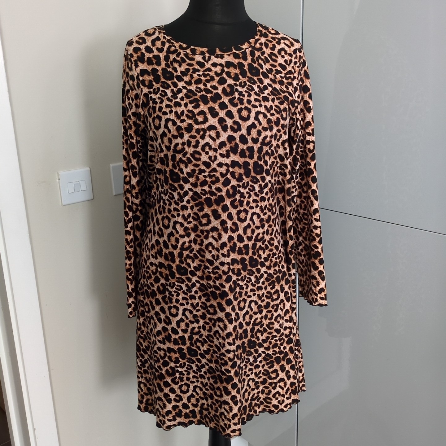 New Look Curve Size 22 Leopard Print Soft Dress