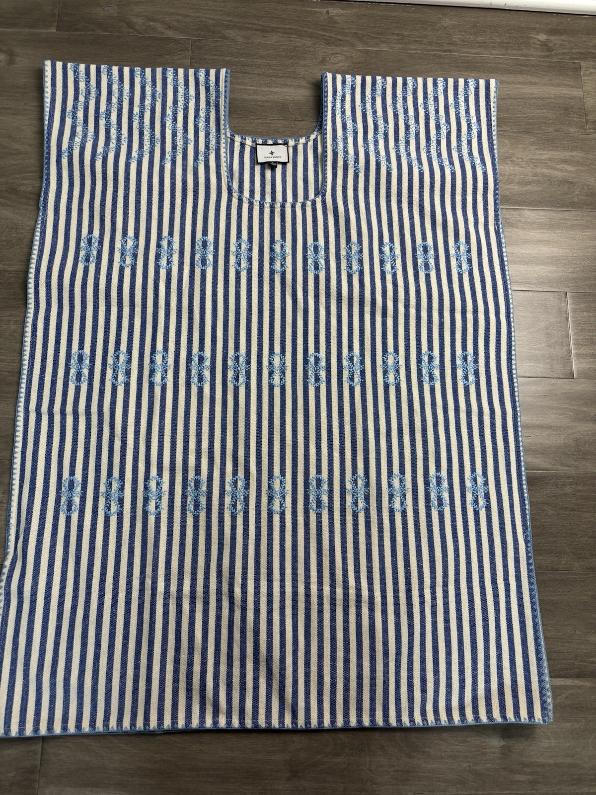 Tuckernuck Mini Sullivan Blue White Stripe Embroidered Canvas Caftan Size Large