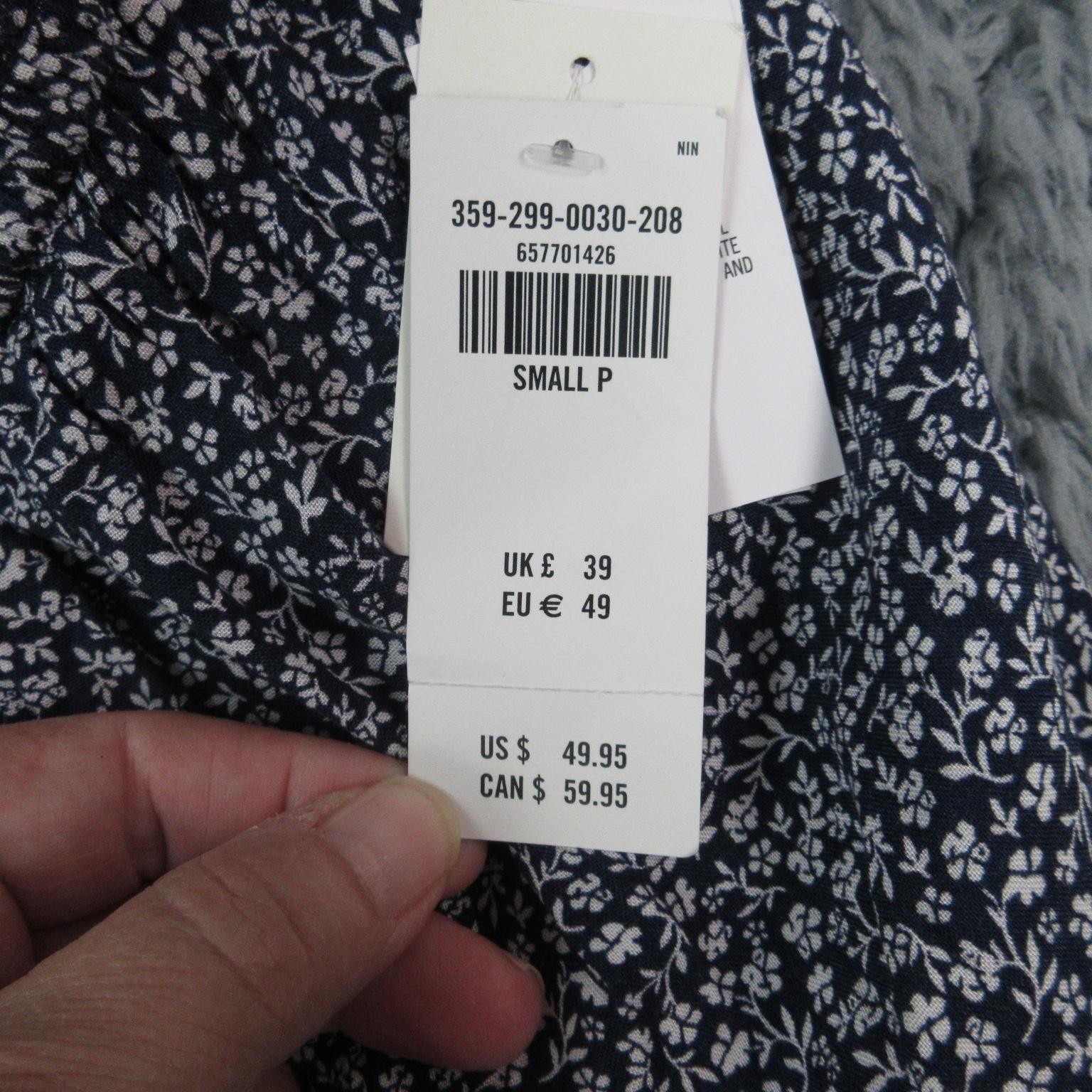 Hollister Dress Womens Small Petite Floral Maxi Sundress Pockets Smocked NWT