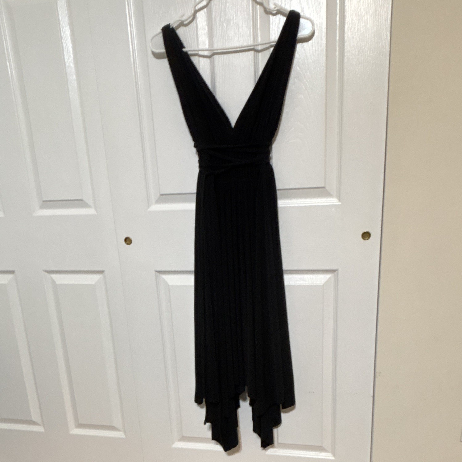 Norma Kamali Black Pleated V-Neck Sleeveless Maxi Dress Women’s Size S