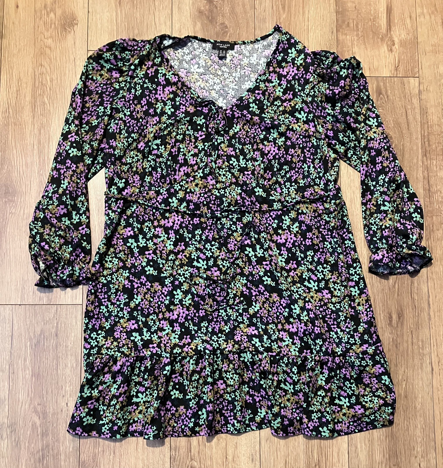 New Look Curves Floral Dress Size UK 24 Purple And Greens Slight Stretch