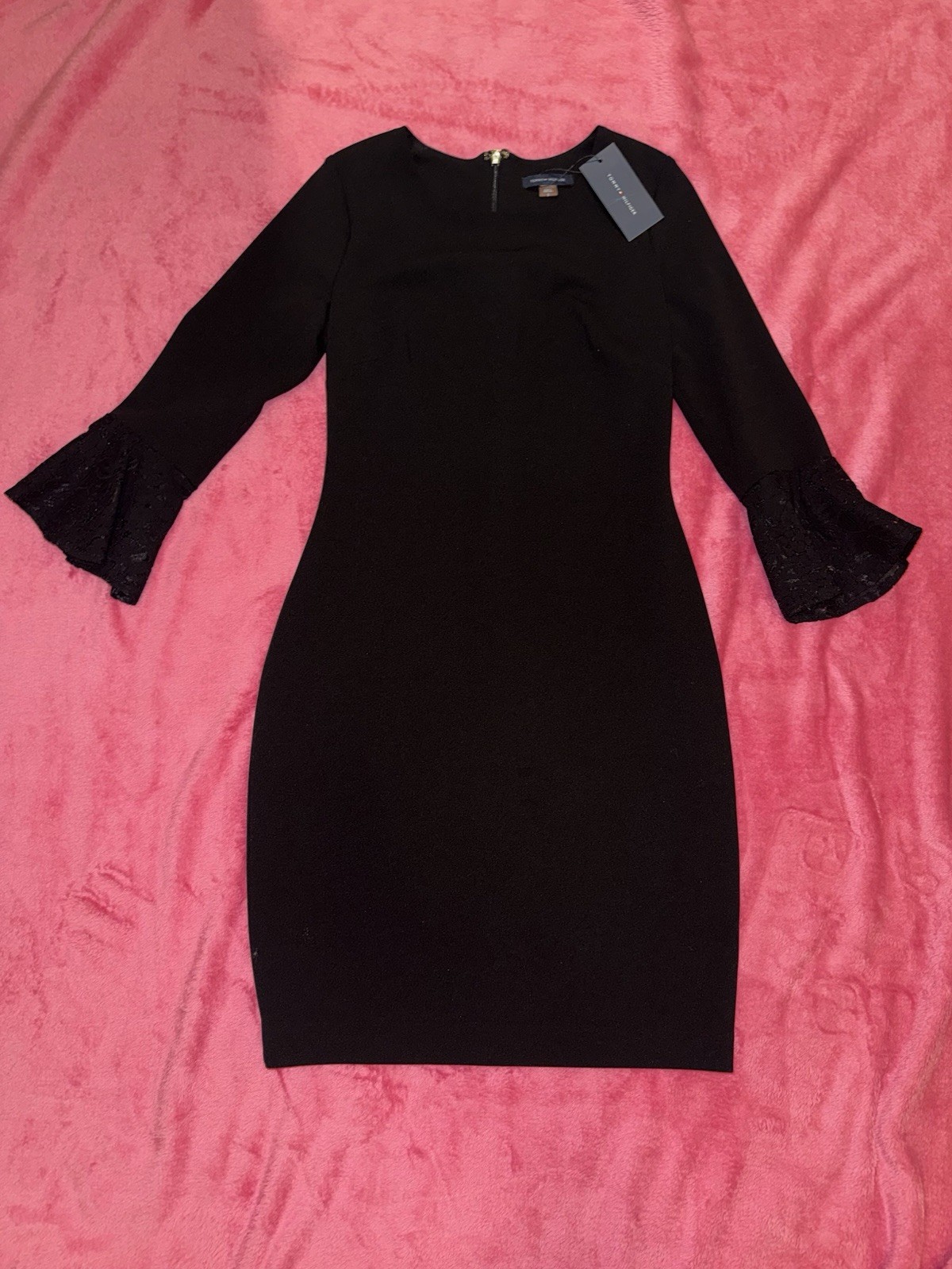 Tommy Hilfiger Black Sheath Event Dress Lace Hem Bell Sleeve Classic Size 2