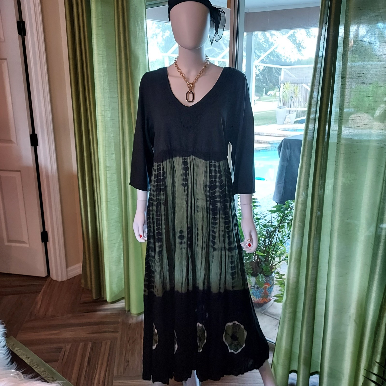 Lola P. Tie Dye Deatailed Accent Maxi Dress Black Green V-Neck XL 3/4 Sleeve