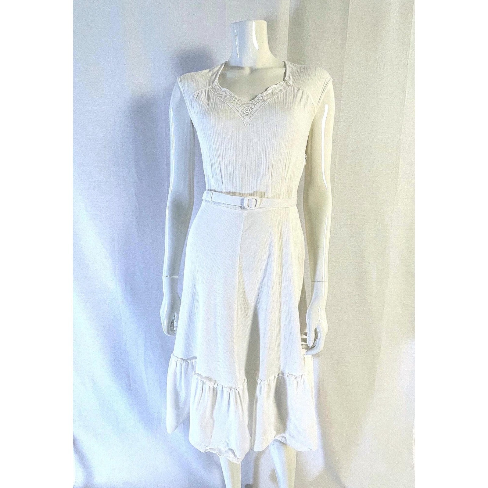 White Vintage Summer Dress by Figura Finland, Size C38, UK 12, US 8