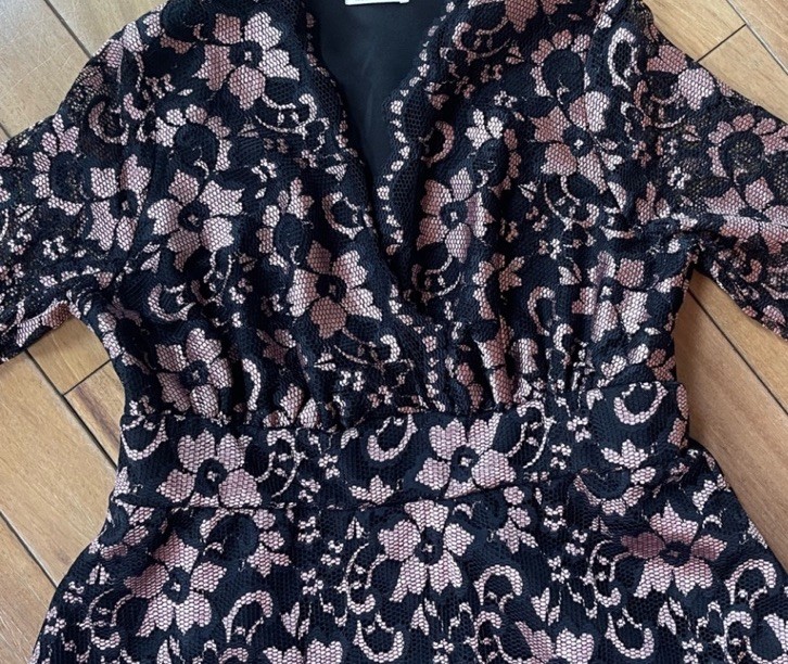 Kiyonna Mon Cherie Plus 2X Floral Lace Midi A-Line V-Neck 3/4 Pocket Dress