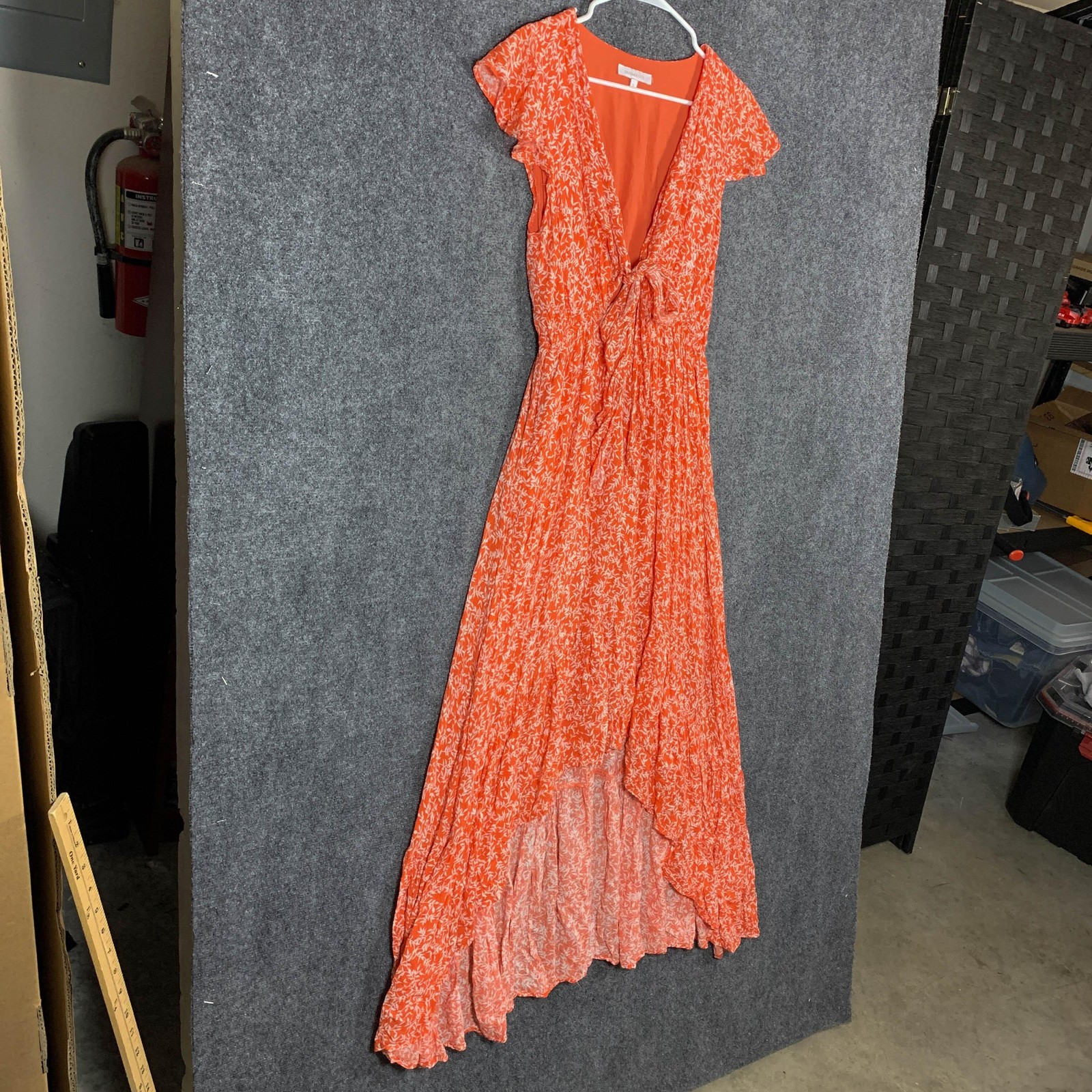 Olivaceous Dress Womens Medium Orange Floral Hi Low Maxi V Neck Tie Front Boho