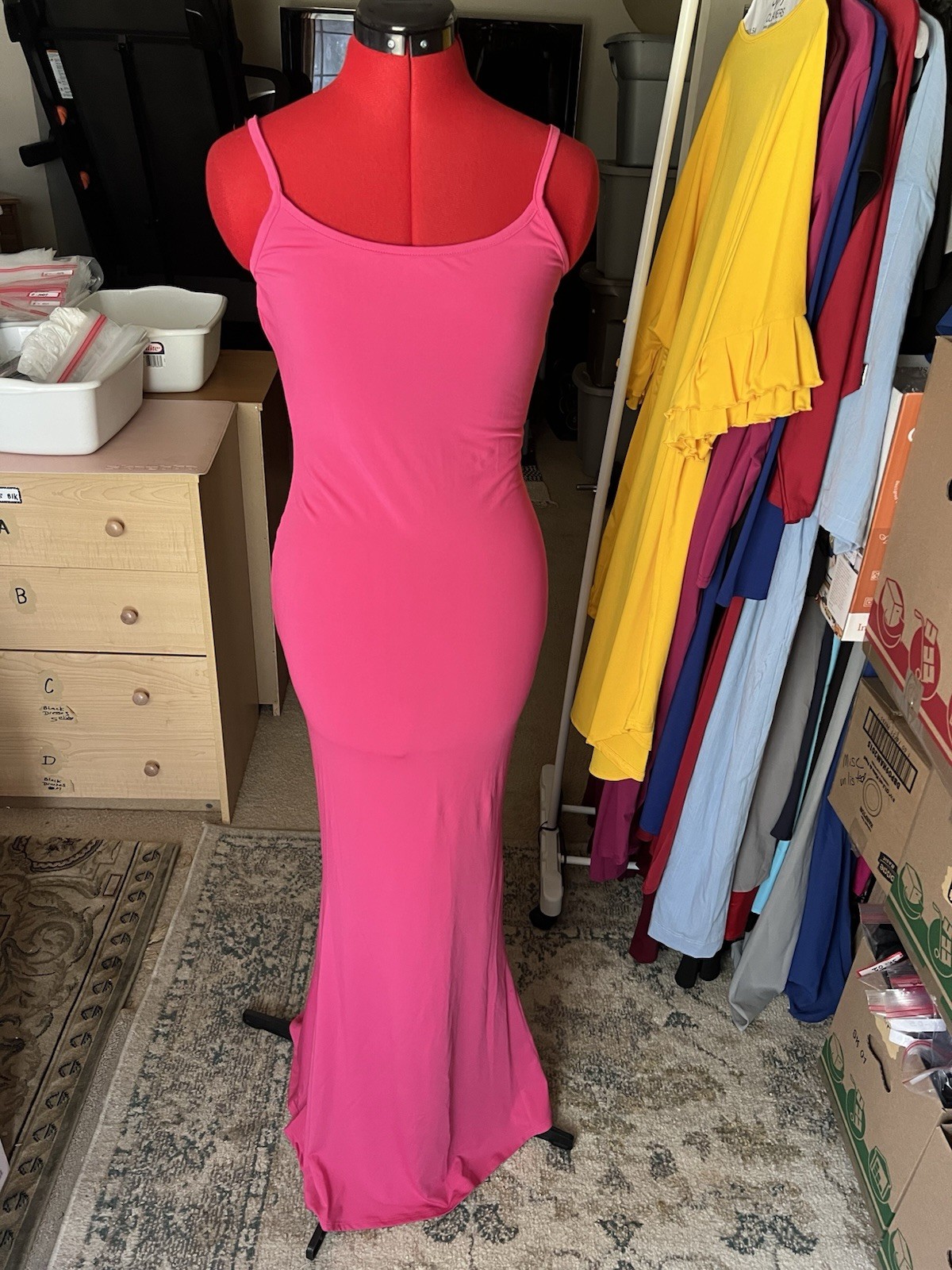 Womens Spaghetti Strap Bodycon Mermaid Style Long Dress. Size Medium