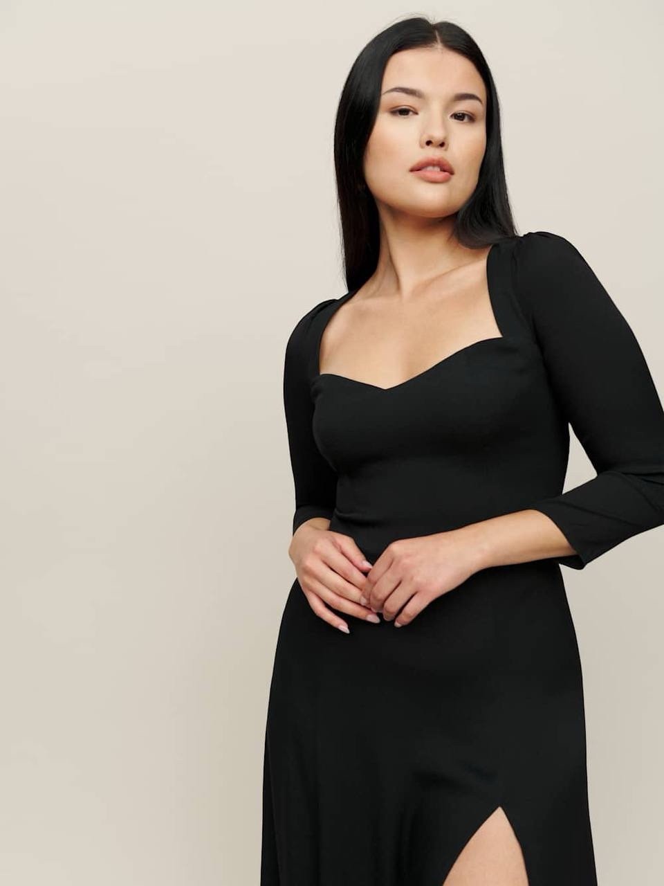 Reformation mara dress in black size 4