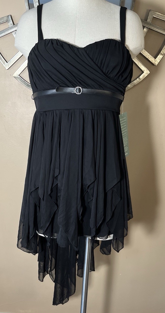 NWT My Michelle Little black winter formal prom dress, Juniors size 5
