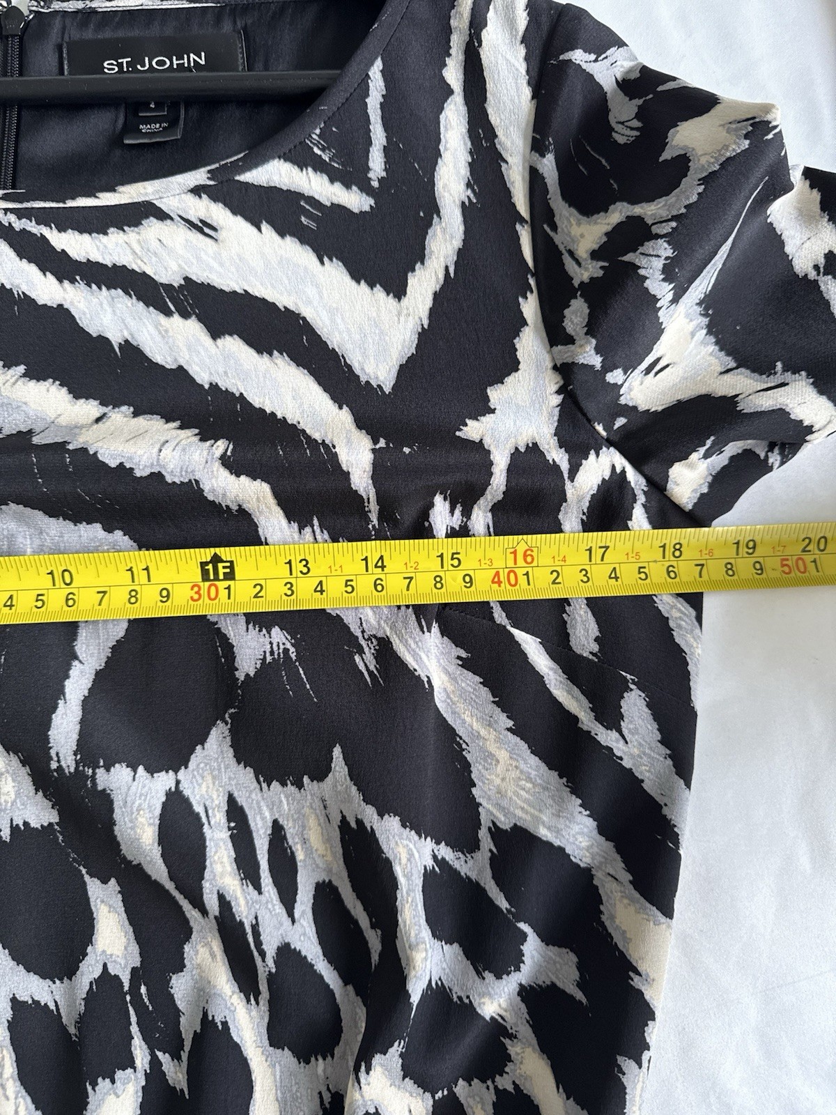 St. John Black Pink Trim Animal Print Dress Silk Blend 3/4 Sleeves Knee Length 4