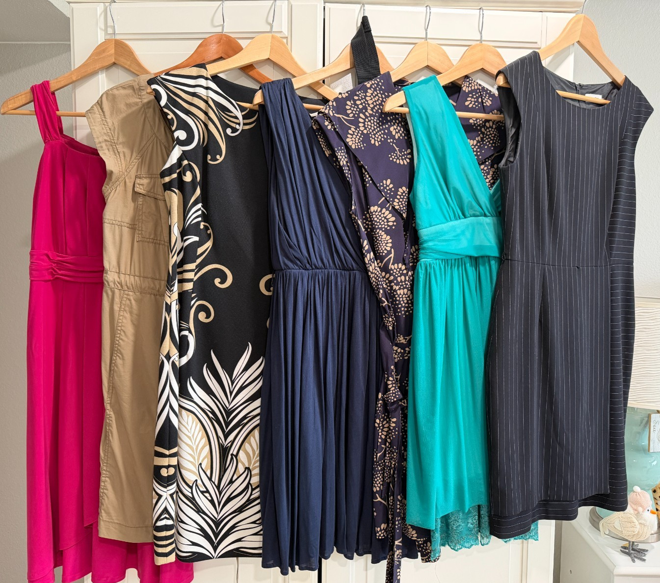 Lot of 7 dresses. Excellent Condition, Various Brands. Size Small
