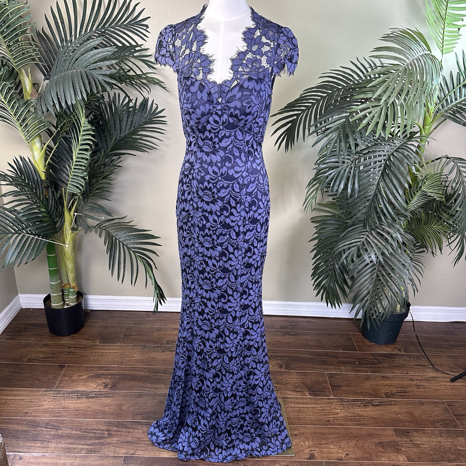 Eliza J. Women 6 Dress Stretch Mermaid Gown Maxi Crochet Embroidery over mesh