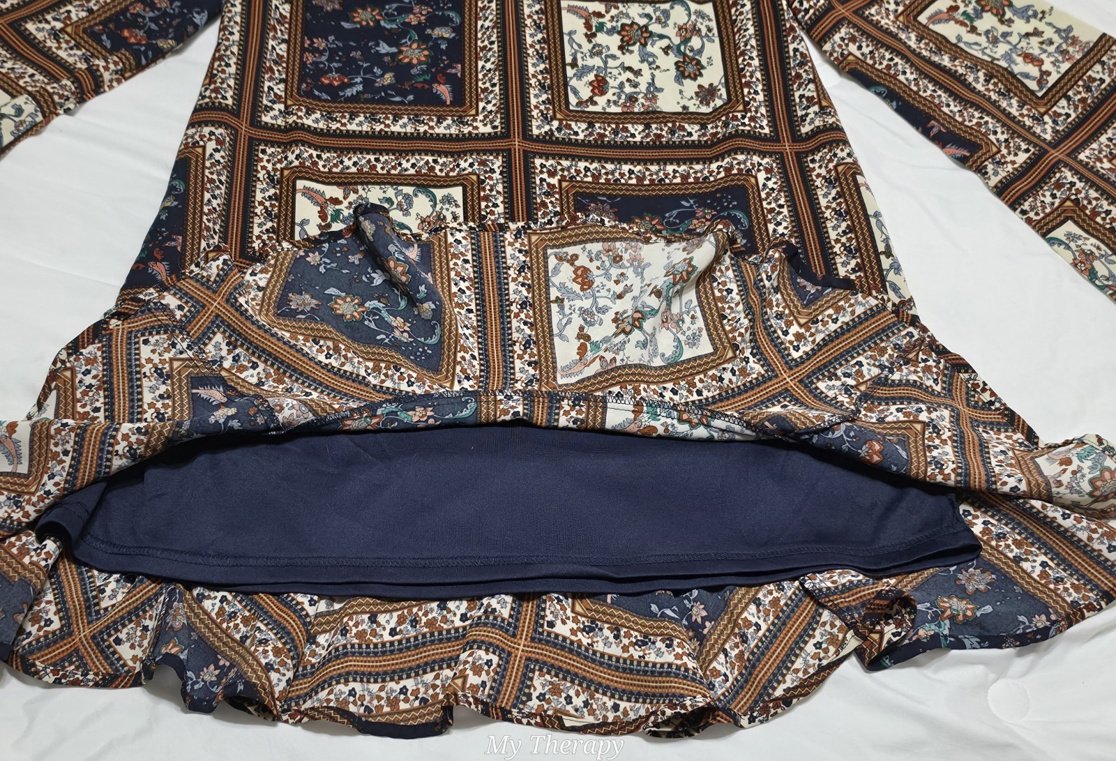 Lulus Crack A Smile Cream And Navy Multi- Print Long Sleeve Shift Dress Small