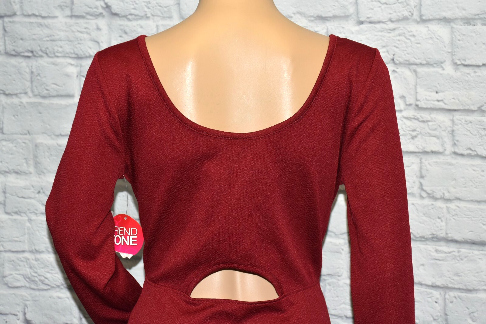 NWT BONGO L BLACKBERRY BURGUNDY TEXTURED FIT FLARE PRINCESS CUT OUT SKATER DRESS