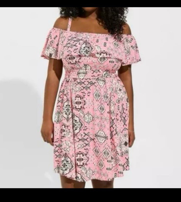 Torrid Pin Off Shoulder Short Sleeve A-Line Knee Dress Pockets Plus 1X
