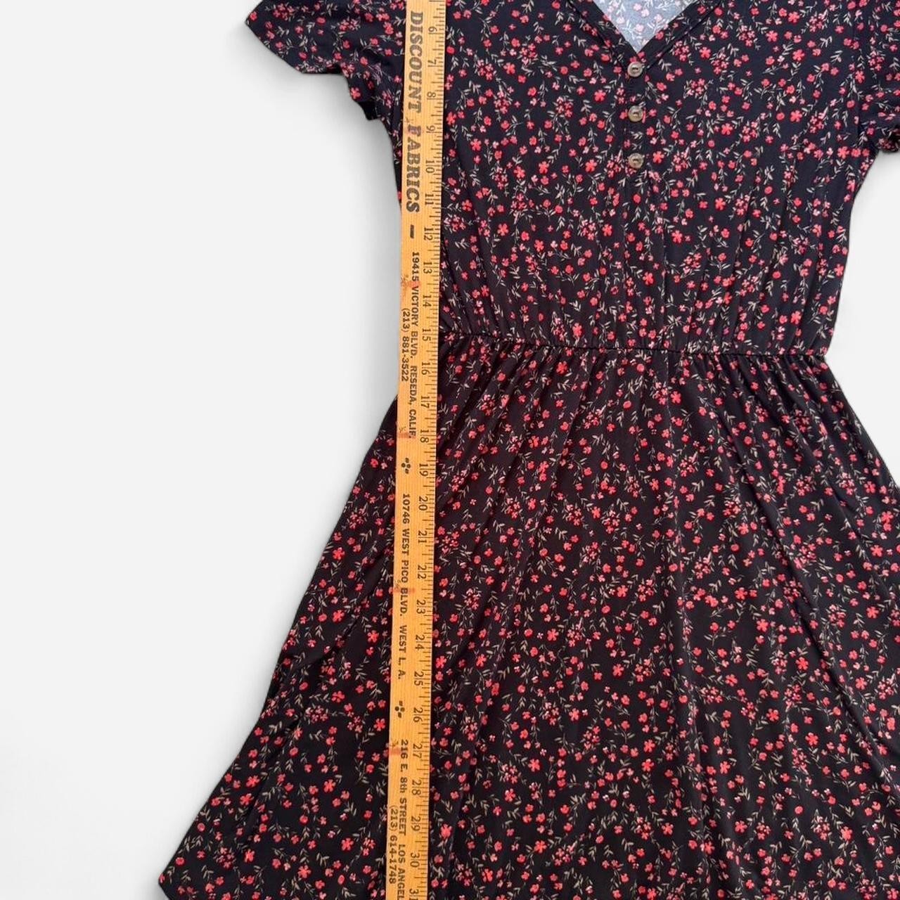 Black Floral Print Dress Red Flowers, Size Small, Elastic Waist, Short Sleeves