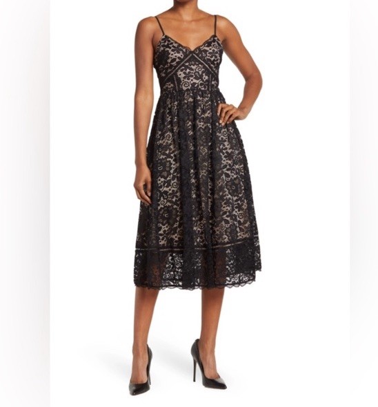 NSR Black Lace Sz XS V-Neck Midi Dress