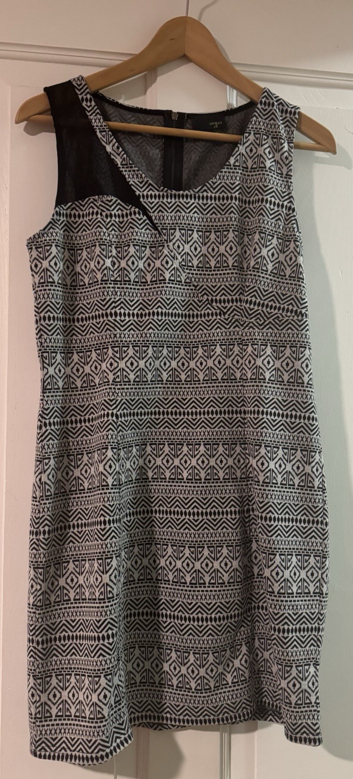 Umgee Jr. Dress Large Mini Bodycon Sleeveless Black And White Tribal Aztec