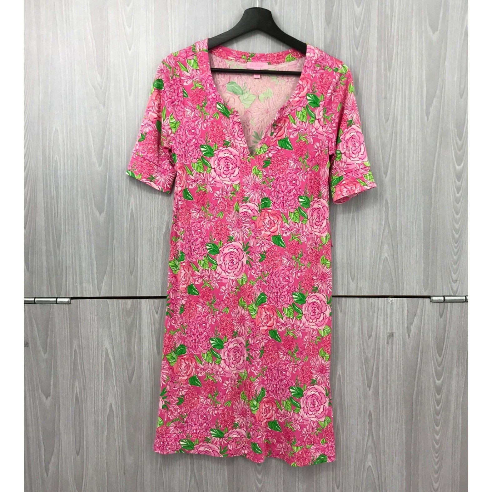 Lilly Pulitzer Pink Floral 100% Silk Jersey V-Neck Shift Dress Womens Size 6