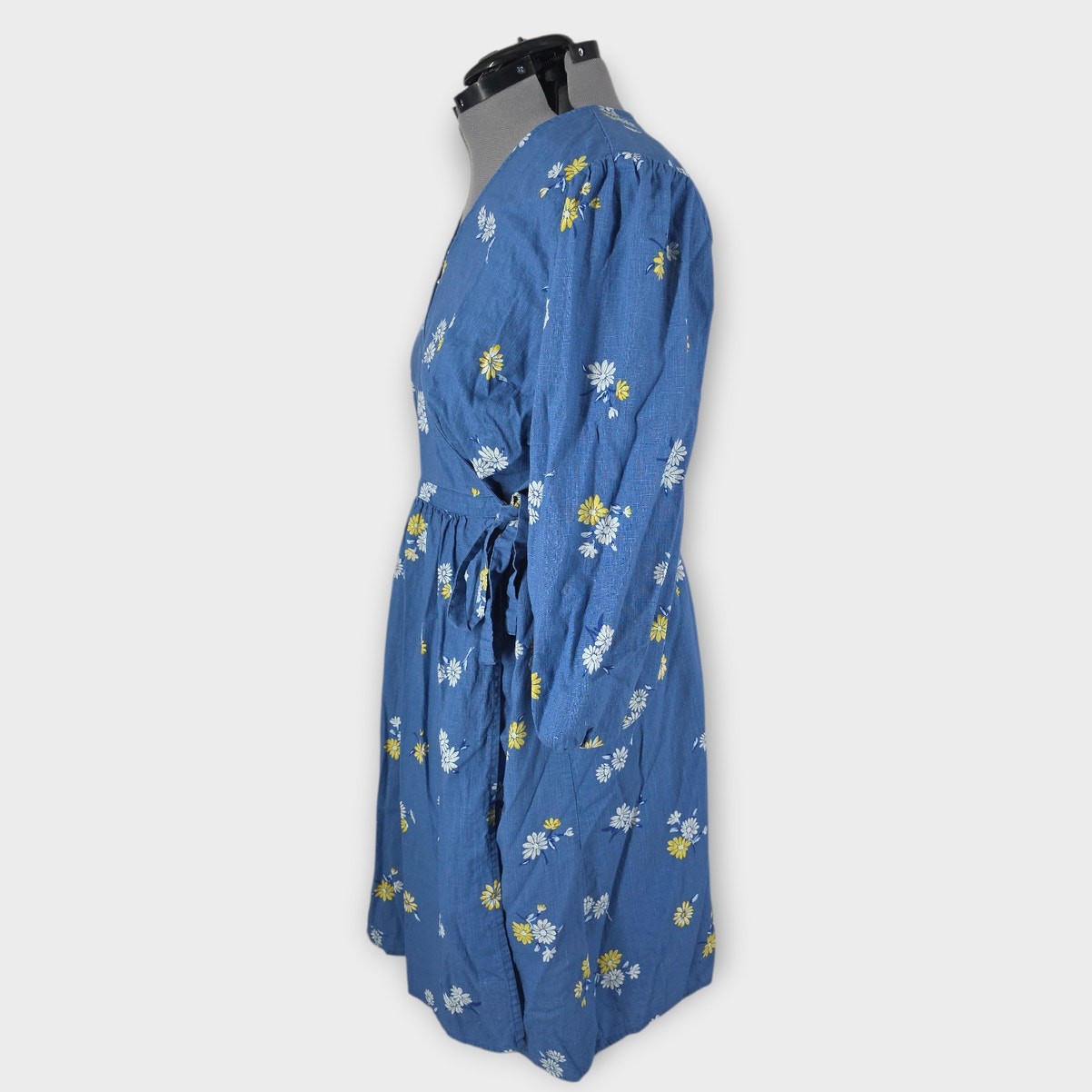 Old Navy Dress Wrap Women’s Sz 1X Blue floral Adjustable Lightweight Daisy