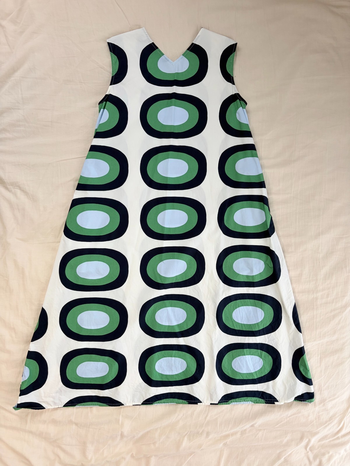 UNIQLO x Marimekko Melooni V-Neck Flared Dress Sleeveless M 466575 Green 2024