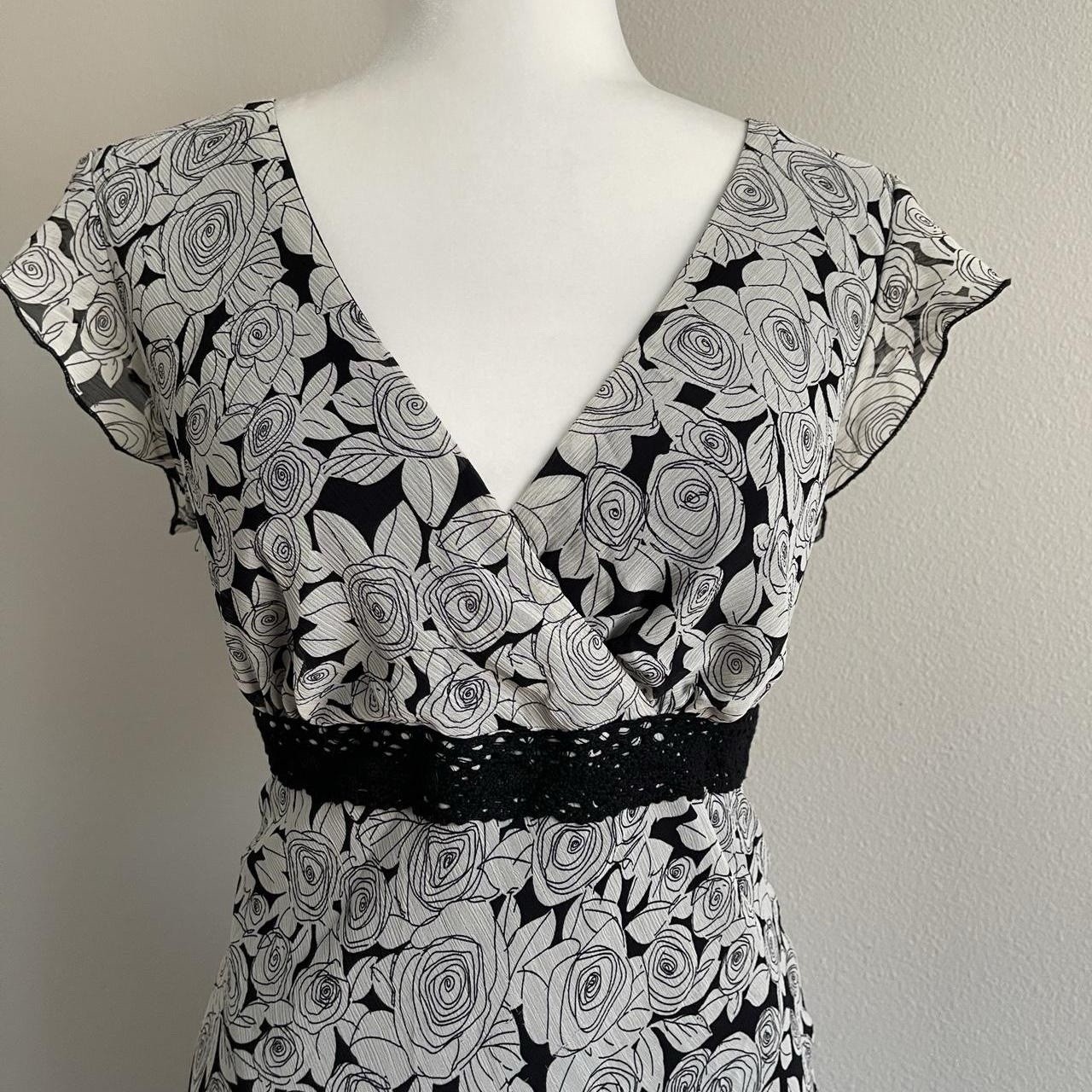 B.I.Y.A.Y.C.D.A Gray And Black Floral Chiffon Midi Dress Size 10