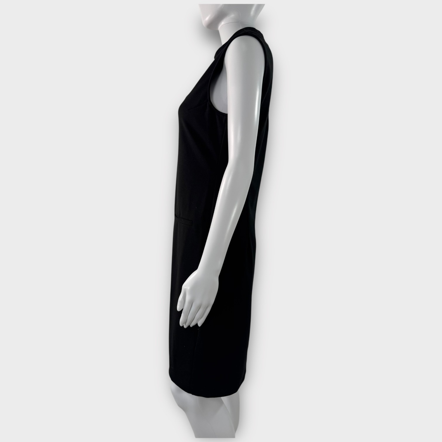 Sharagano Mock Neck Sleeveless Solid Black Mini Dress Women’s Size 6 Small