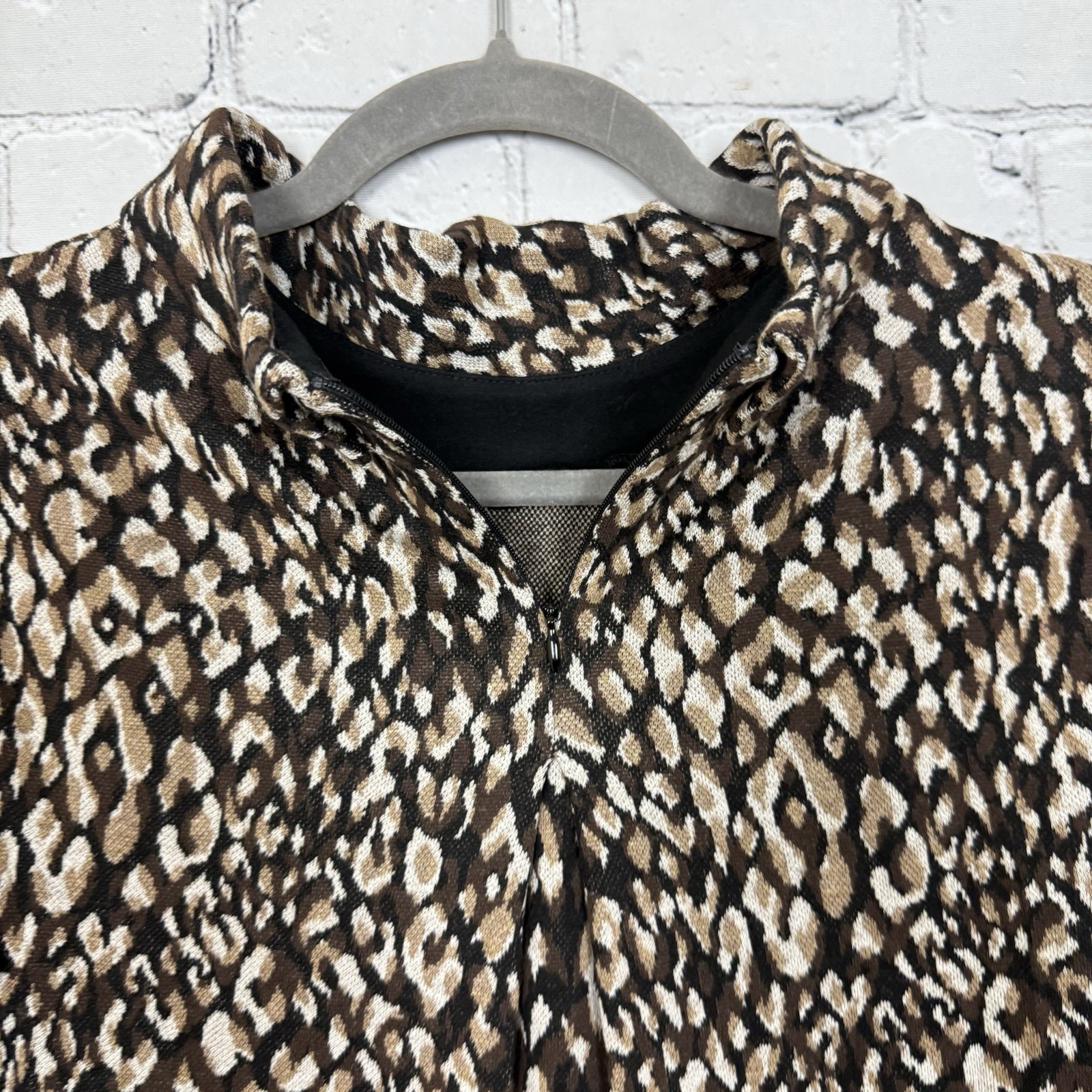 J McLaughlin Sheila Sweater Dress Brown Animal Print Womens XS Mock Neck Career