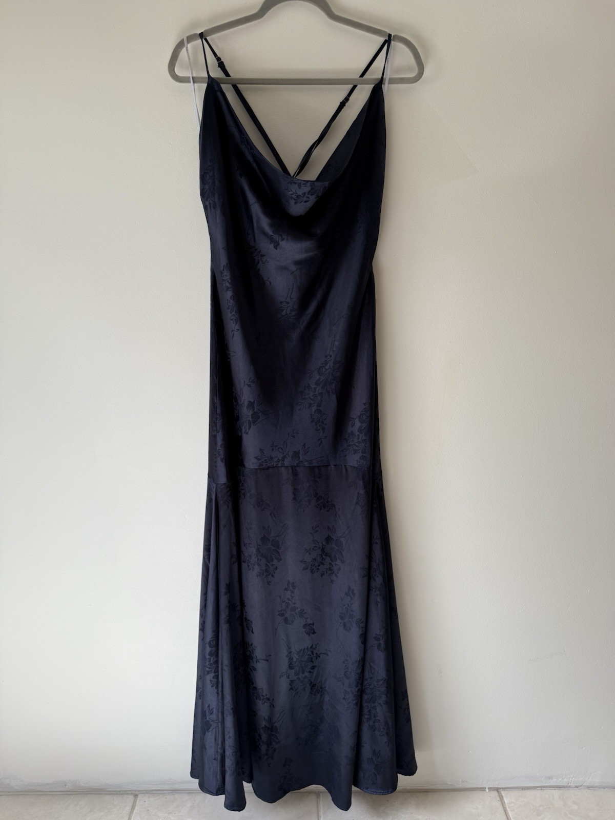 Lulus sweet endeavors navy floral jacquard maxi dress mermaid SZ XL cross straps