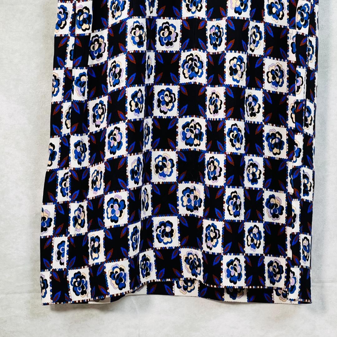Emilio Pucci floral dress size 34 length 33 inches