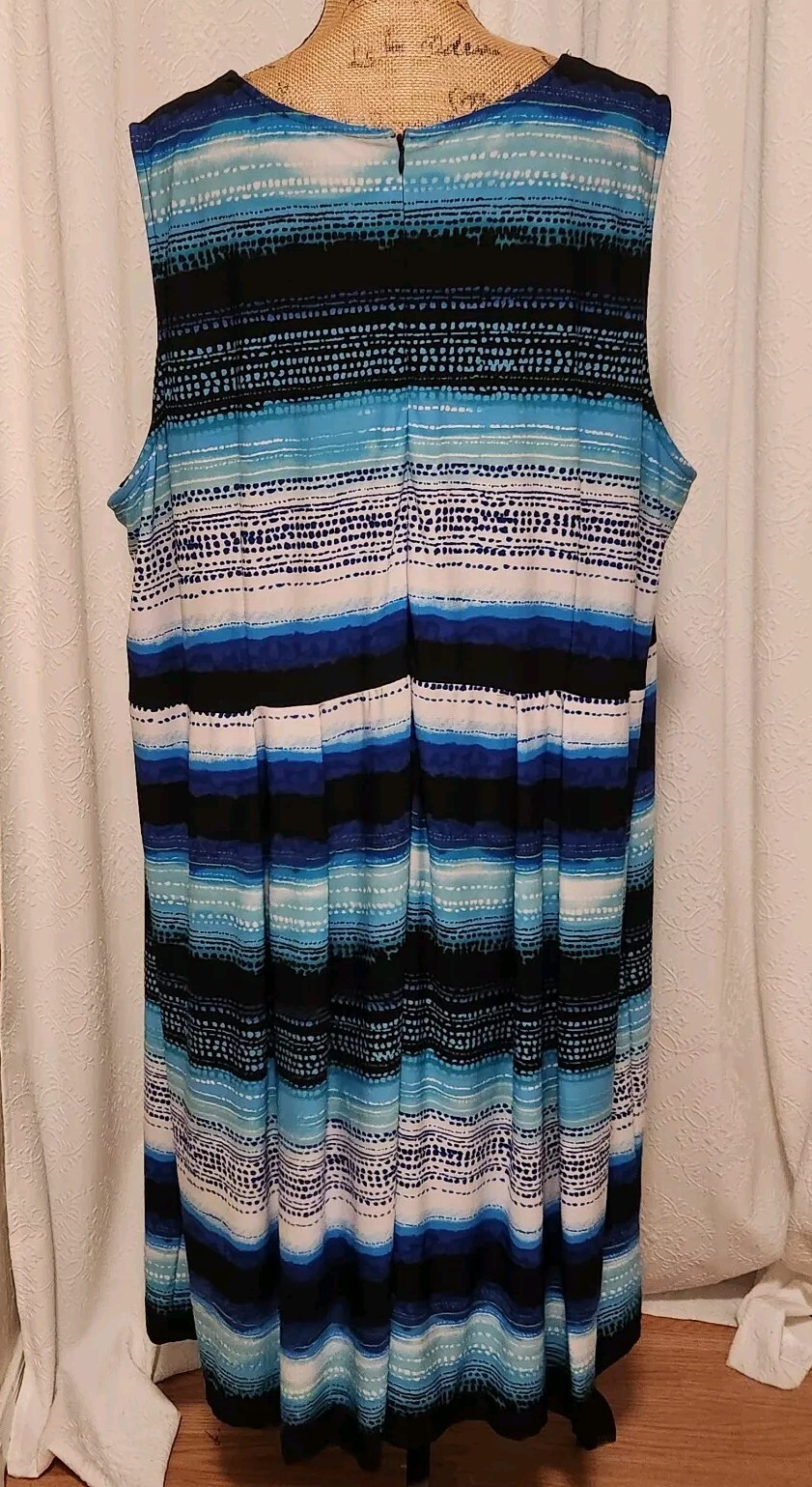 Catherines Women’s 4X Blue Colorful Sleeveless Beaded Neck Shift Dress