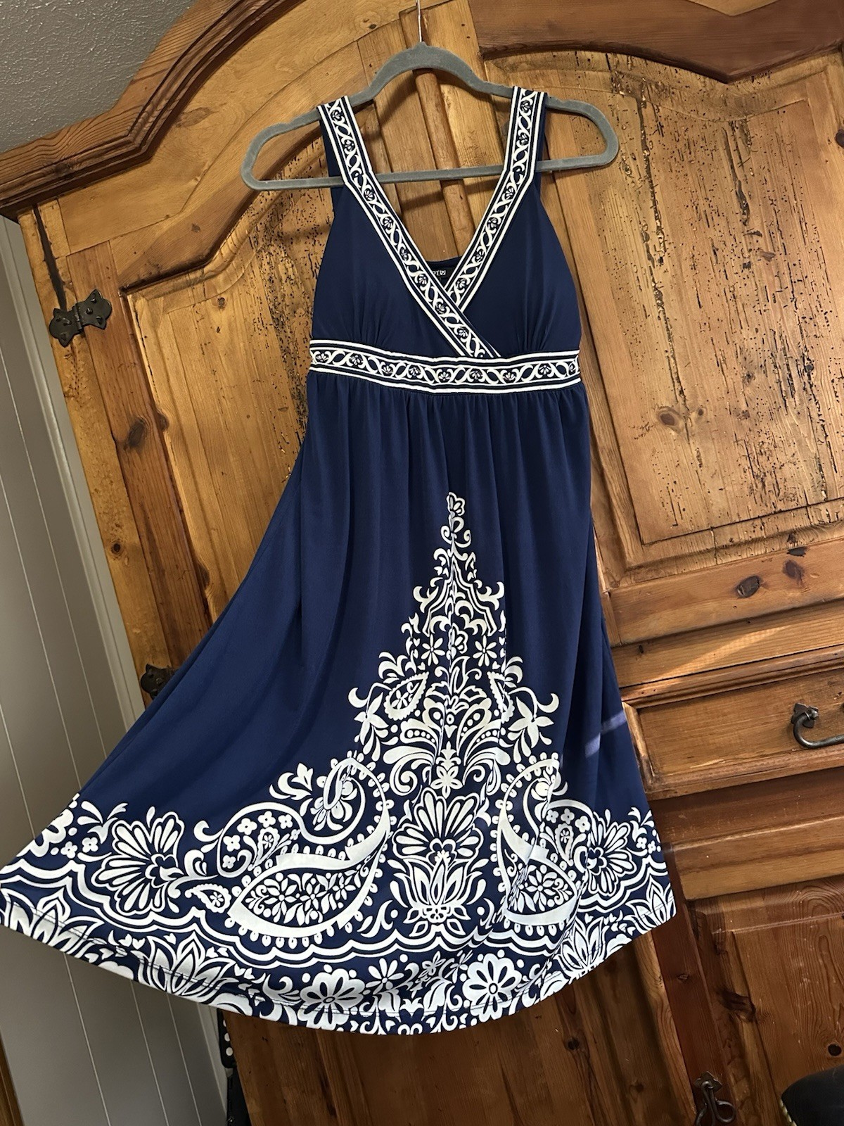 S/ Y2K / Apt. 9 Navy and Cream Patterned Midi Dress With Silver Accents
