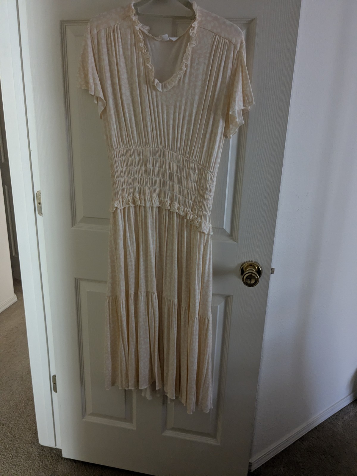 Gentle Peachy Soft Midi Dress Size M. NO RETURNS